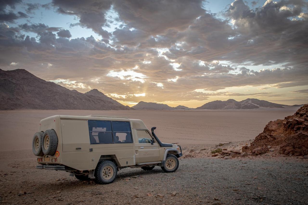 Wilderness Safaris Kulala Desert Lodge Сесрием Екстериор снимка